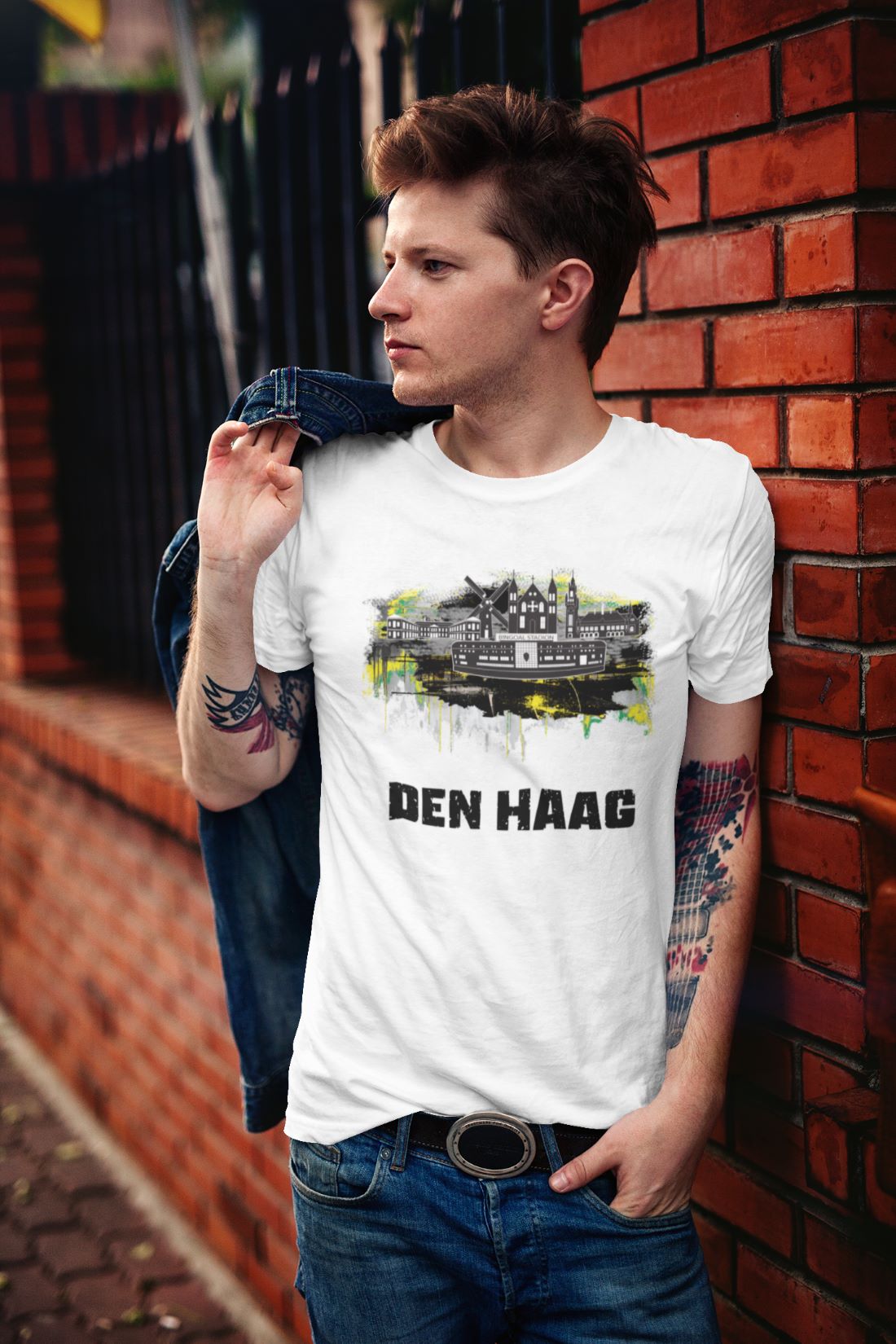 Wit T-shirt met skyline print van Den Haag