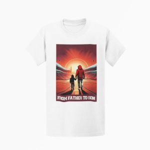 T-shirt met print van vader en zoon die samen naar een stadion lopen bij zonsondergang – symbool voor voetbal en familie.