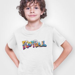 T-shirt met het woord "Football" in kleurrijke graffiti-stijl letters.