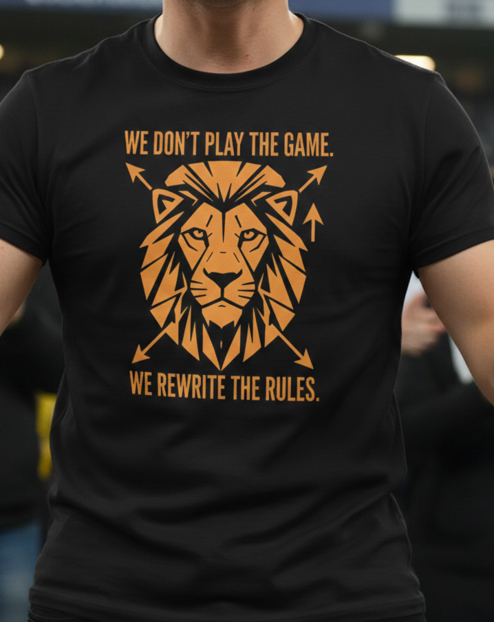 We Rewrite The Rules Lion T-Shirt – Casual Football Wear - Afbeelding 3