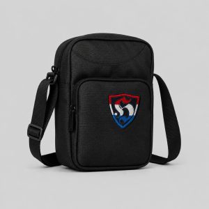 Zwarte hooligan schoudertas met rood wit blauw Holland shield embleem